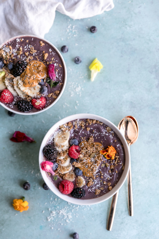 Easy Peanut Butter Acai Bowl