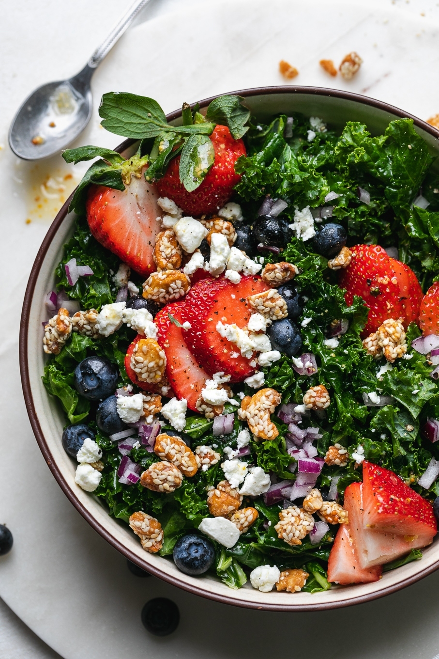 Summer Berry Kale Salad | Becks Lives Healthy