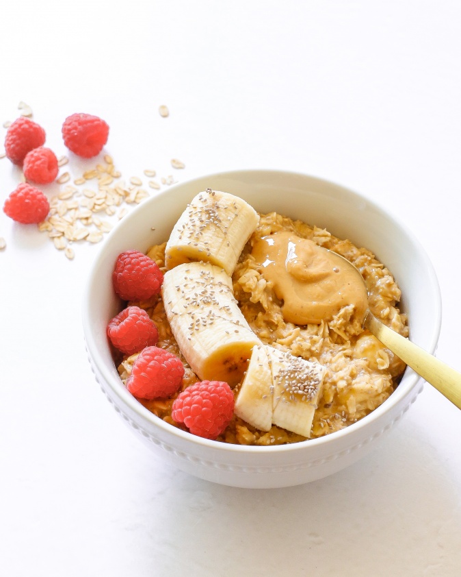 Peanut Butter Banana Stovetop Oatmeal | Becks Lives Healthy